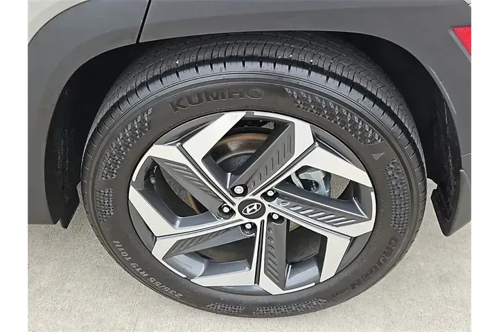 $34335 : Hyundai TUCSON 2024 SEL 4dr image 8