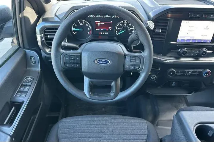 $38000 : Ford F-150 2023 4x4 XL 4dr S image 10