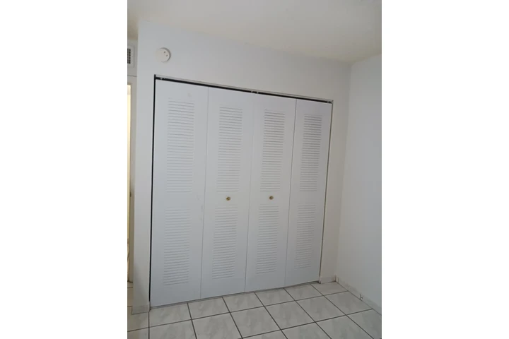 $1100 : Rento un cuarto image 4
