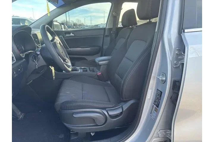 $16982 : Kia Sportage 2020 AWD LX 4dr image 10