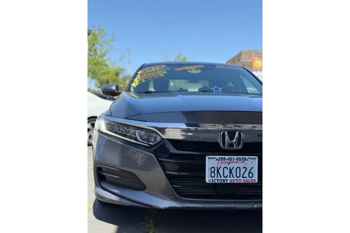 2019 Accord LX image 7