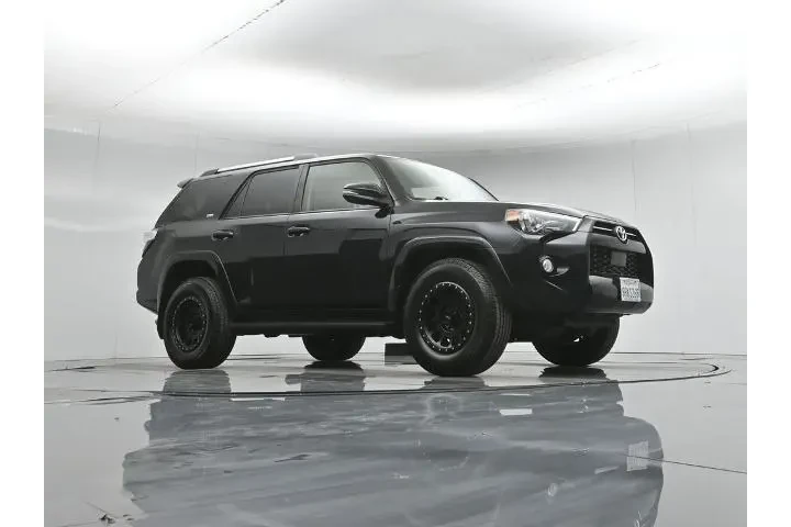 $39000 : Toyota 4Runner 2020 4x2 SR5 image 4