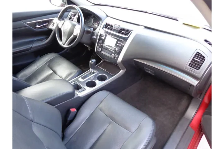 $6950 : 2014 Altima 2.5 SL image 10