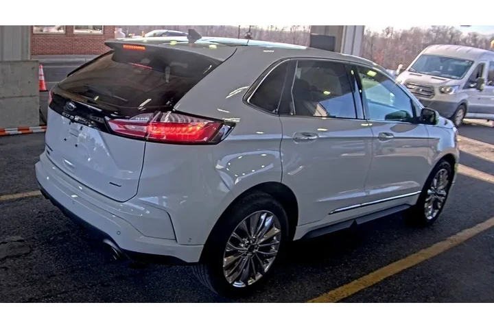 $31955 : Ford Edge 2024 AWD Titanium image 4