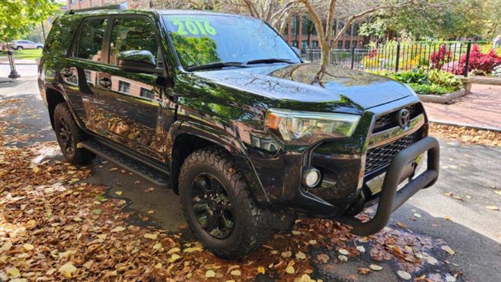 $22995 : 2016 4Runner SR5 Premium image 6