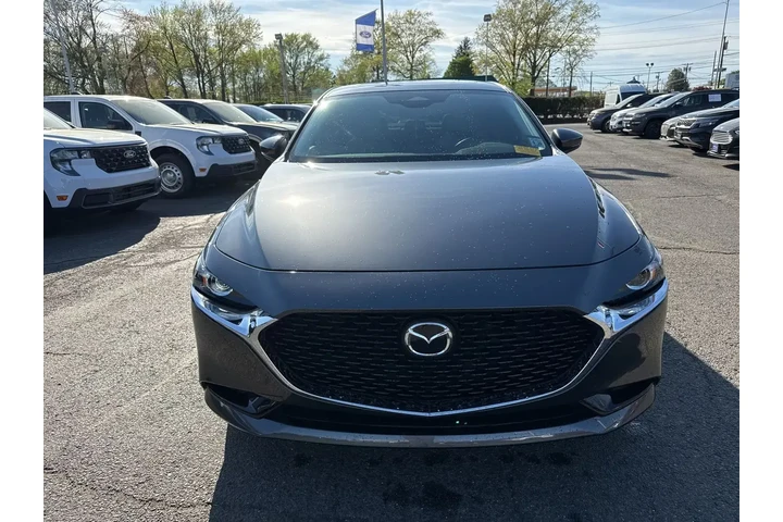$23500 : Mazda Mazda3 Sedan 2024 2.5 image 4