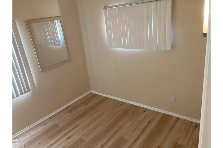 $1480 : North Hollywood 3 - 1.5 Bath🏡 image 4