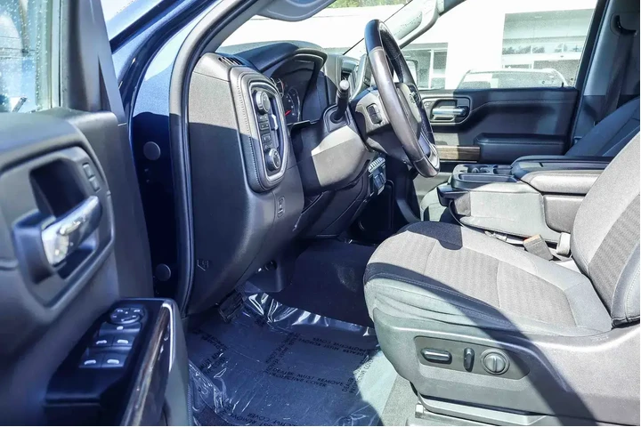 $31000 : Chevrolet Silverado 1500 201 image 2