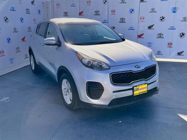 $12495 : Used 2017 Sportage LX FWD for image 1