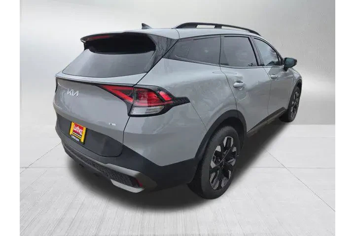 $23500 : Kia Sportage 2023 AWD X-Line image 3