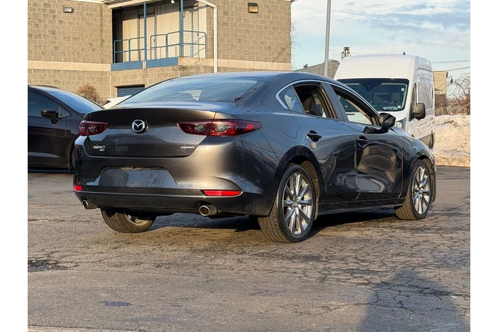 $17495 : Mazda Mazda3 Sedan 2021 AWD image 7