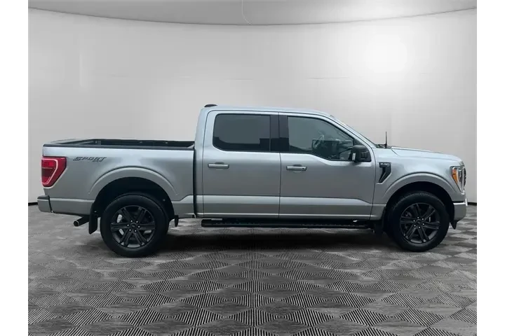 $39730 : Ford F-150 2023 4x4 XLT 4dr image 6