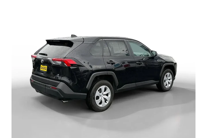 $28244 : Toyota RAV4 2025 AWD LE 4dr image 5