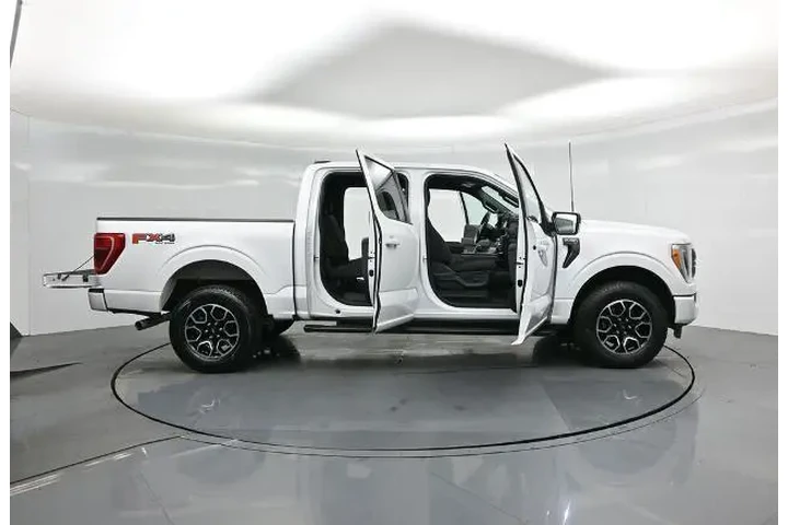 $39221 : Ford F-150 2022 4x4 XLT 4dr image 5