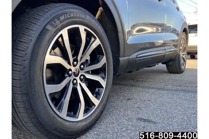 $32947 : Ford Explorer 2022 AWD ST-Li image 8