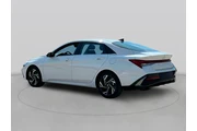 $18420 : Hyundai ELANTRA 2024 SEL 4dr thumbnail