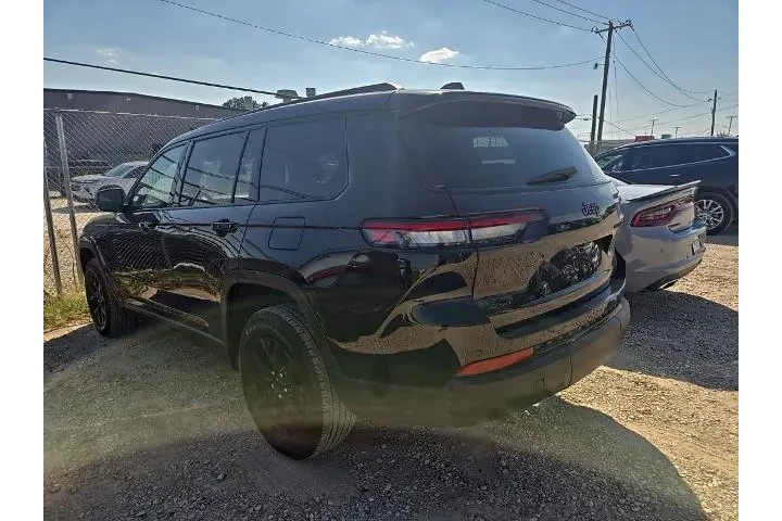 $29447 : Jeep Grand Cherokee L 2024 4 image 2