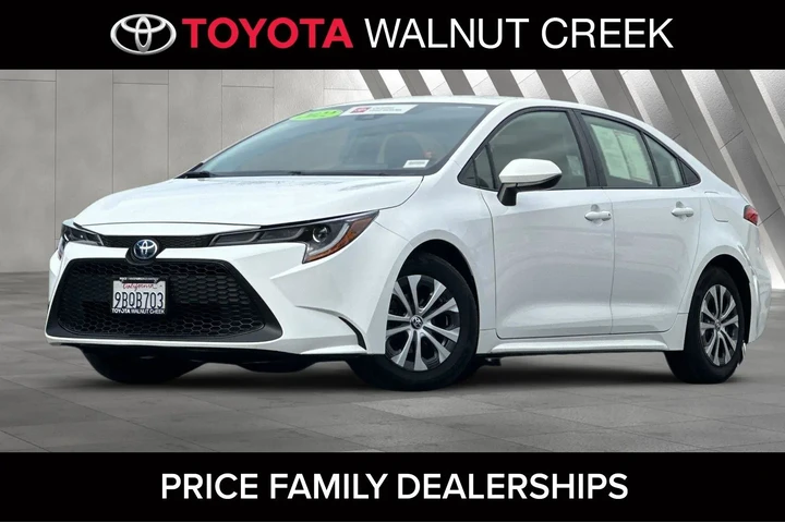 $19000 : Toyota Corolla Hybrid 2022 L image 1