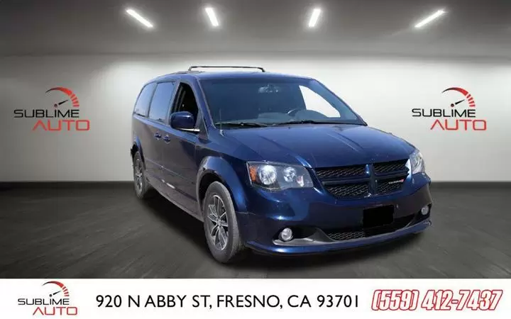 $8995 : 2017 Grand Caravan image 1