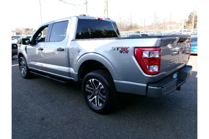 $39996 : Ford F-150 2023 4x4 XL 4dr S image 9
