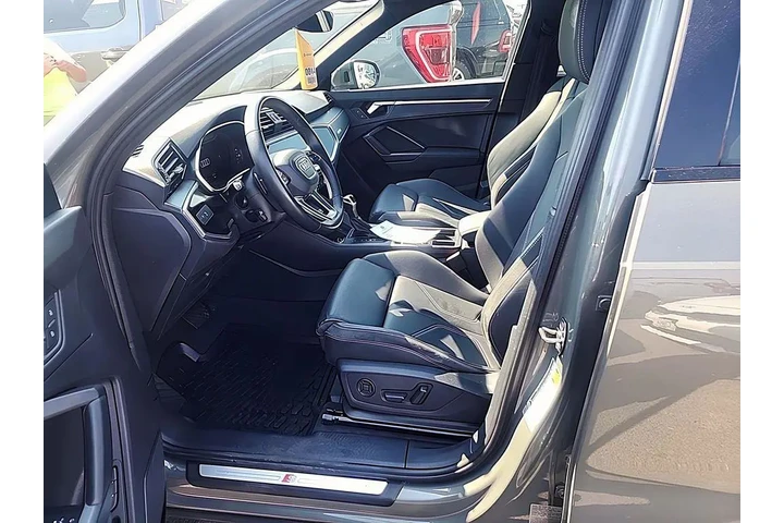 $29876 : Audi Q3 2022 AWD quattro S l image 7