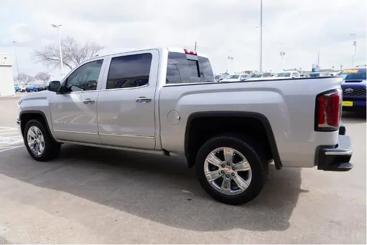 $28988 : GMC Sierra 1500 2017 4x2 SLT image 4