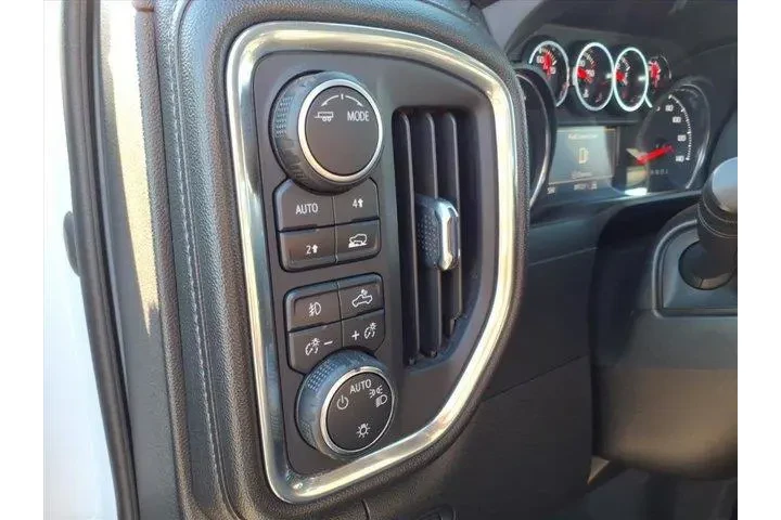 $32987 : Chevrolet Silverado 1500 Lim image 9