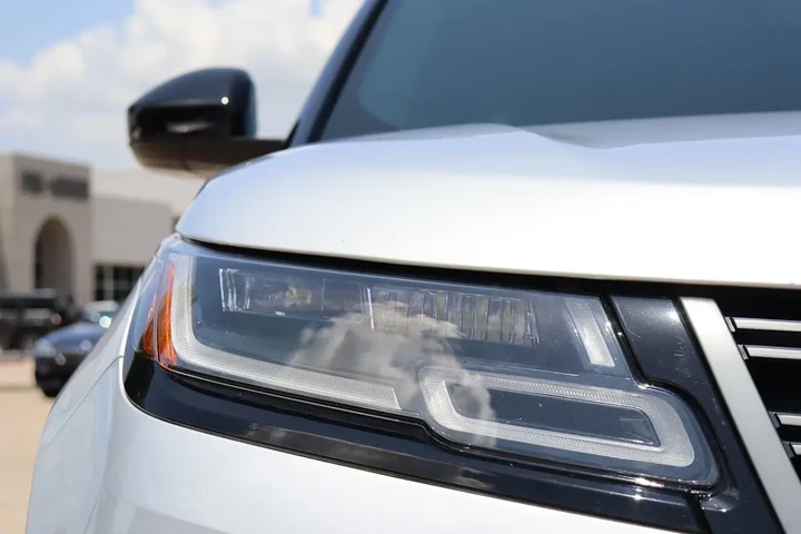 $36998 : 2022 Range Rover Velar R-Dyna image 6