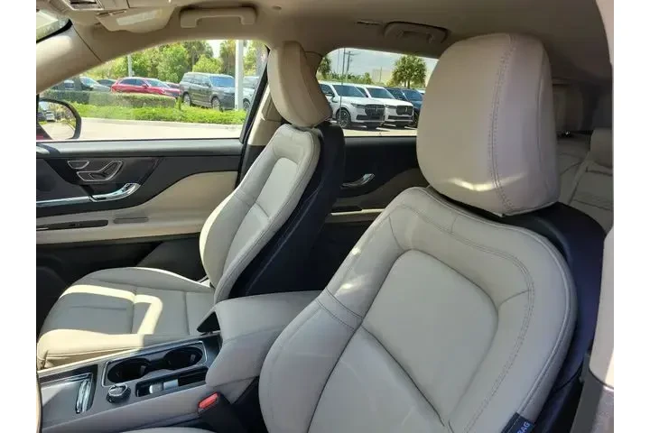 $35990 : Lincoln Corsair 2025 Premier image 10