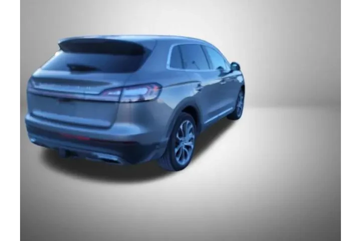 $28381 : Lincoln Nautilus 2021 AWD Re image 3