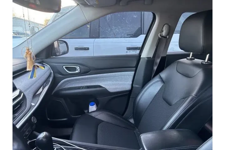 $17928 : Jeep Compass 2022 Latitude 4 image 3