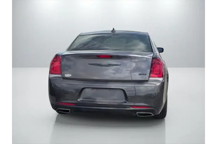 $29999 : Chrysler 300 2023 Touring L image 6