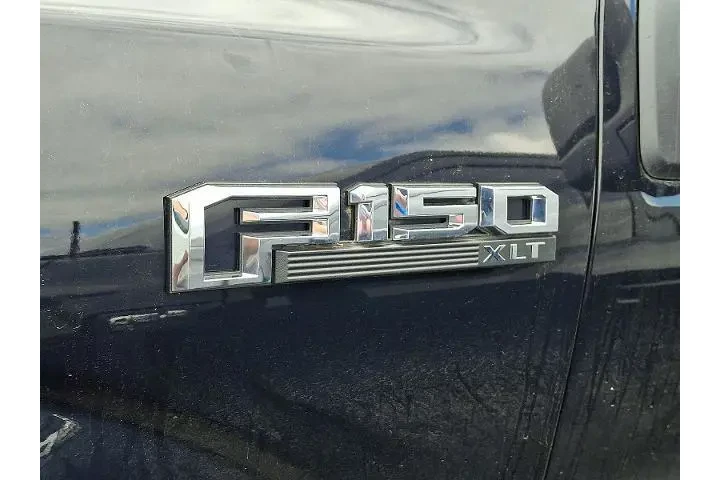 $32750 : Ford F-150 2020 4x4 Lariat 4 image 4