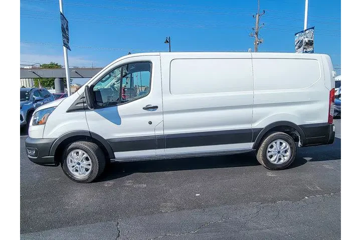 $39885 : Ford Transit 2023 150 3dr SW image 5