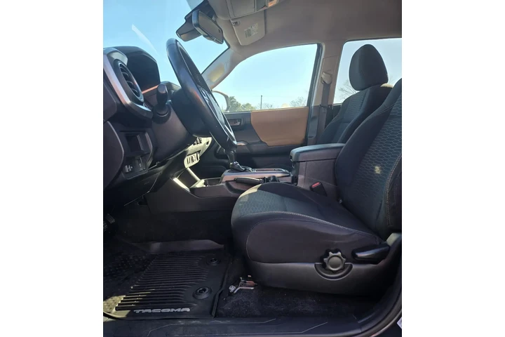 $24500 : Toyota Tacoma 2018 4x2 TRD O image 7