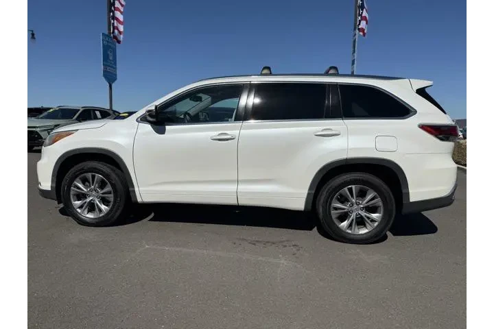$18488 : Toyota Highlander 2015 XLE 4 image 5
