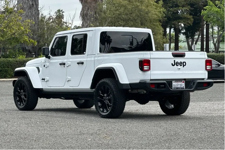 $39997 : Jeep Gladiator 2025 4x4 Big image 5