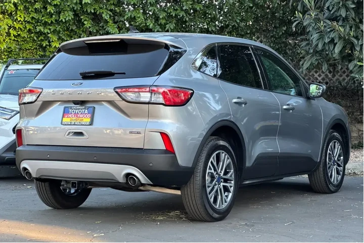 $22878 : Ford Escape Hybrid 2022 AWD image 4