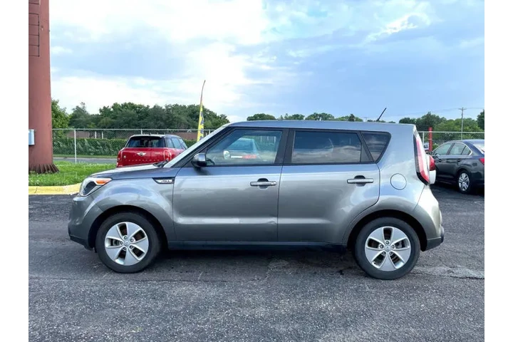 $10450 : 2016 Soul image 9