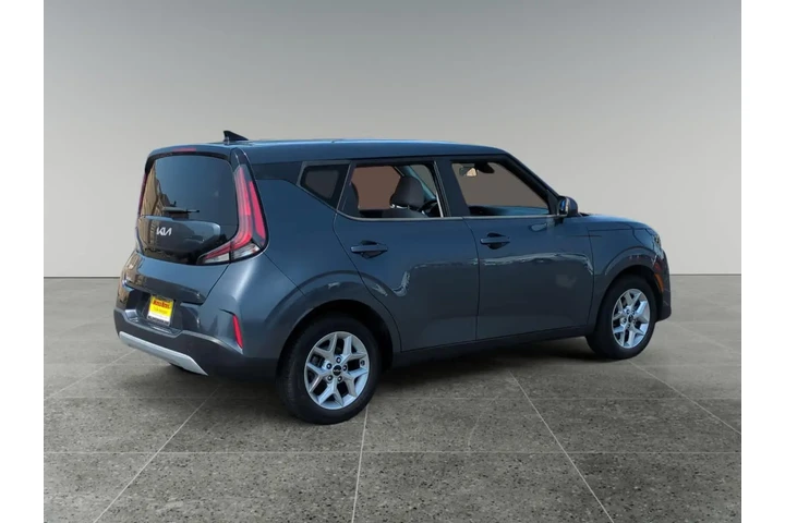 $25026 : Kia Soul 2023 image 5