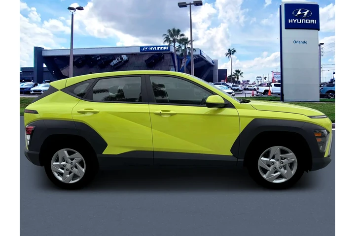 $26748 : Hyundai KONA 2026 SE 4dr SUV image 9