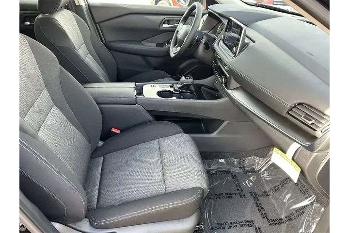 $32900 : Nissan Rogue 2026 Dark Armor image 9