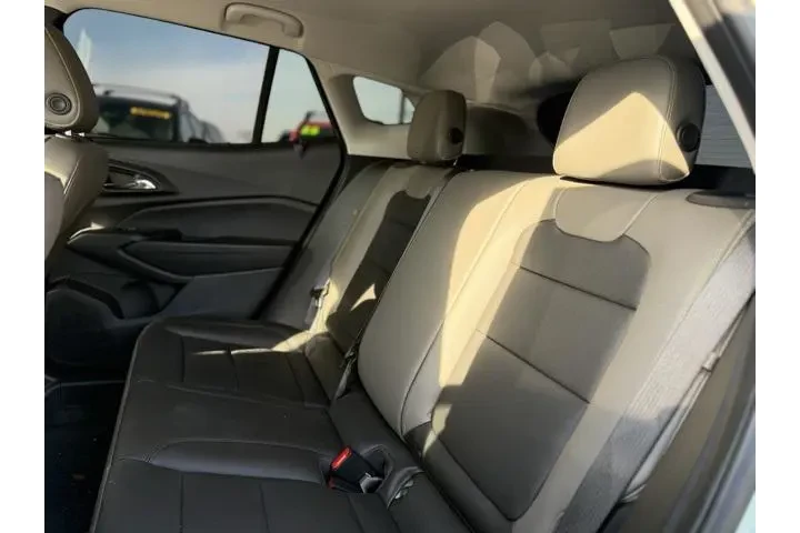 $22222 : Chevrolet Trax 2025 ACTIV 4d image 10