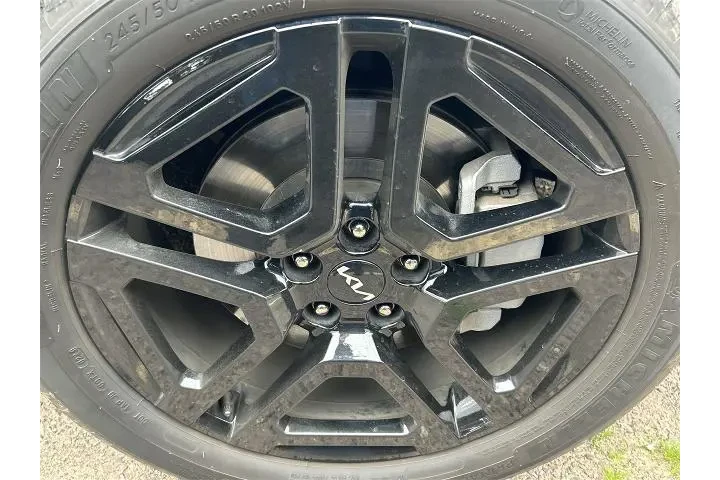 $39983 : Kia Telluride 2023 AWD SX 4d image 7