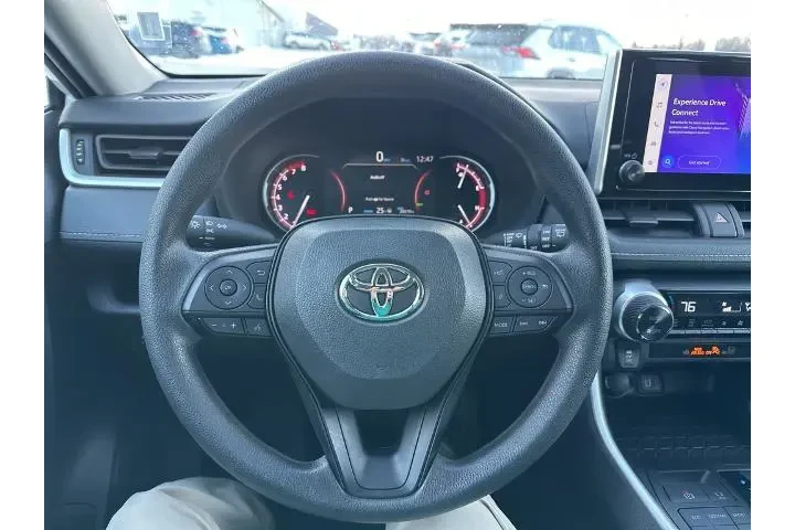 $32509 : Toyota RAV4 2025 AWD XLE 4dr image 10
