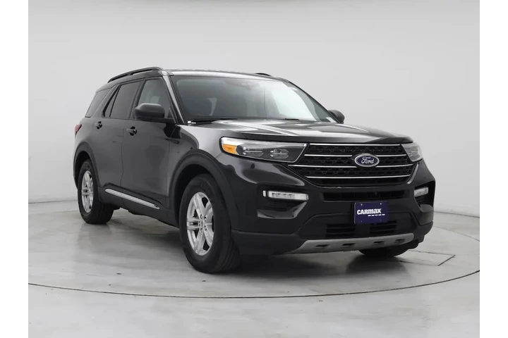 $33998 : Ford Explorer 2024 XLT 4dr S image 1