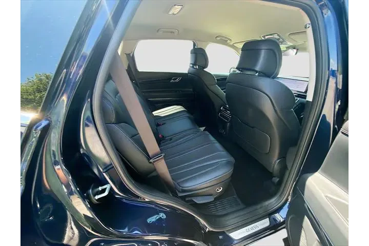 $37888 : Genesis GV80 2025 AWD 2.5T S image 10
