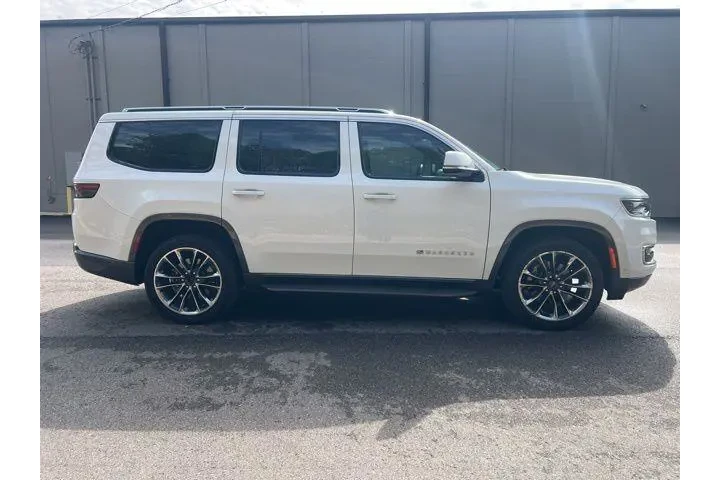 $38990 : Jeep Wagoneer 2022 4x4 Serie image 7