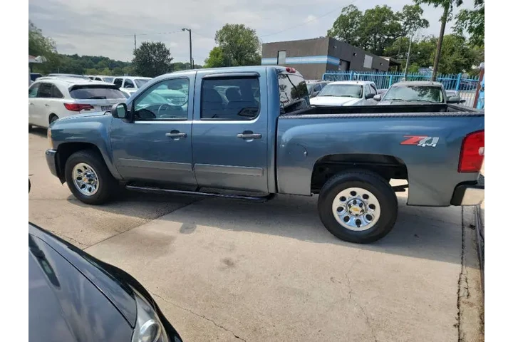 $9500 : 2008 Silverado 1500 image 10