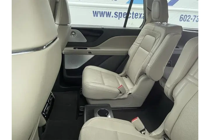$33213 : Lincoln Aviator 2020 AWD Res image 9